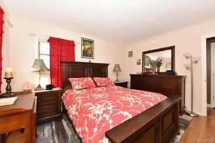 255 Brookside Ct, Copiague, NY 11726 - Photo 14