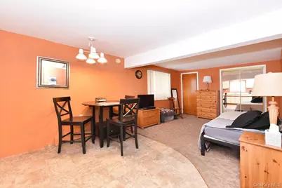 255 Brookside Court, Copiague, NY 11726 - Photo 22