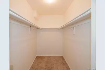 1 Atlantic Avenue #45, Farmingdale, NY 11735 - Photo 10