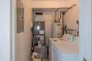 1 Atlantic Ave, Farmingdale, NY 11735 - Photo 16