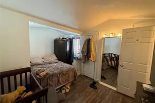 78 Division St, Holtsville, NY 11742 - Photo 8