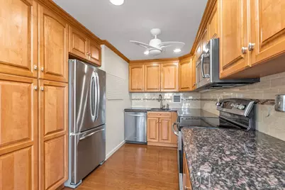 162-11 9th #7B, Whitestone, NY 11357 - Photo 1