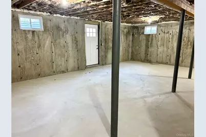 20 10th Street, Ronkonkoma, NY 11779 - Photo 10