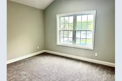20 10th Street, Ronkonkoma, NY 11779 - Photo 10