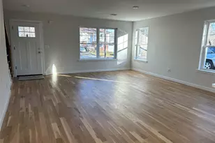 20 10th St, Ronkonkoma, NY 11779 - Photo 4