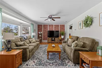 93 Saint Marys Drive, Jamesport, NY 11947 - Photo 6