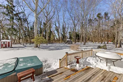 93 Saint Marys Drive, Jamesport, NY 11947 - Photo 20