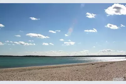 93 Saint Marys Drive, Jamesport, NY 11947 - Photo 22