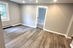 122 Garden St, Poughkeepsie, NY 12601 - Photo 2