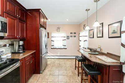 70 Corncrib Lane, Levittown, NY 11756 - Photo 10