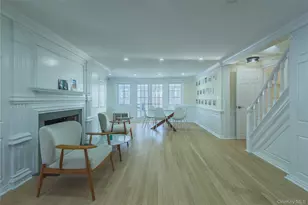 20 N Ravine Rd, Great Neck, NY 11023 - Photo 2