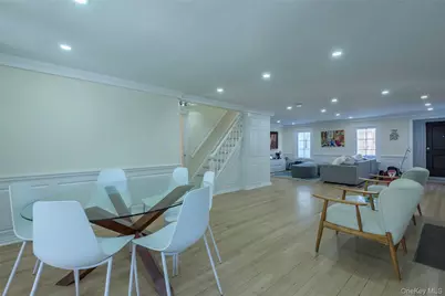 20 N Ravine Road, Great Neck, NY 11023 - Photo 6