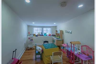 20 N Ravine Road, Great Neck, NY 11023 - Photo 20