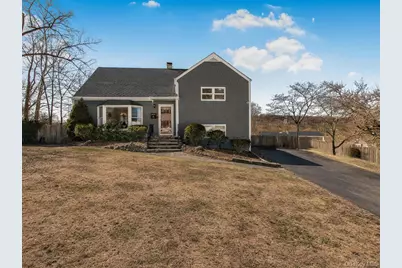 8 Montrose Road, Yonkers, NY 10710 - Photo 4