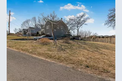 8 Montrose Road, Yonkers, NY 10710 - Photo 34