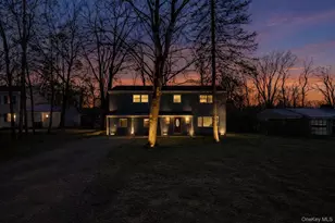 42 Beechwood Park, Poughkeepsie, NY 12601 - Photo 2