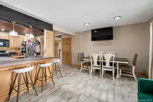 42 Beechwood Park, Poughkeepsie, NY 12601 - Photo 6