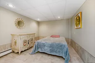21 Chestnut St, Massapequa, NY 11758 - Photo 16