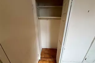 70-25 Yellowstone Blvd, Forest Hills, NY 11375 - Photo 30