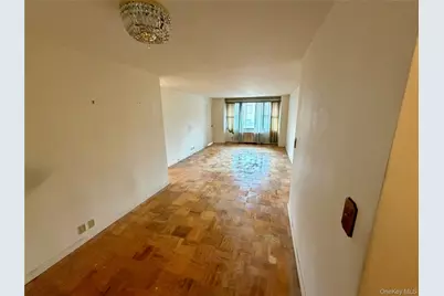 70-25 Yellowstone Boulevard #3H, Forest Hills, NY 11375 - Photo 14