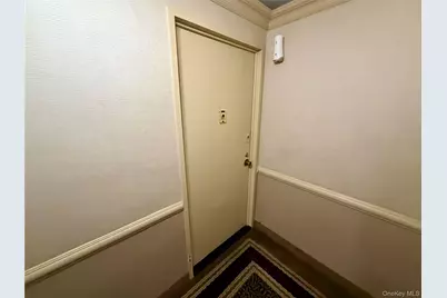 70-25 Yellowstone Boulevard #3H, Forest Hills, NY 11375 - Photo 38