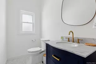 34 Starboard Rd, Hampton Bays, NY 11946 - Photo 12