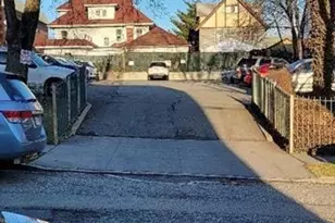 87-05 166th St, Jamaica, NY 11432 - Photo 10