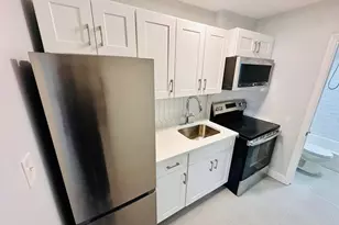 97 Waverly St, Yonkers, NY 10701 - Photo 8