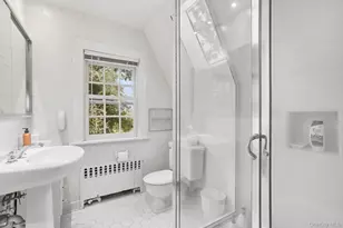 162 Kirby Ln, Rye, NY 10580 - Photo 16