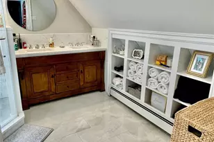 30 Carnegie Ave, Huntington, NY 11743 - Photo 16