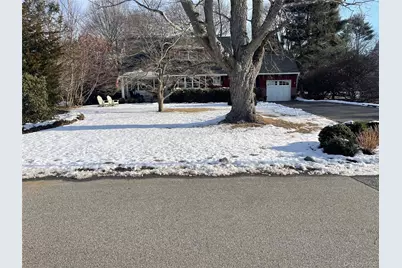 30 Carnegie Avenue, Huntington, NY 11743 - Photo 2