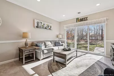 34 Greentree Court, Shirley, NY 11967 - Photo 8