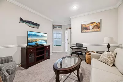 34 Greentree Court, Shirley, NY 11967 - Photo 24