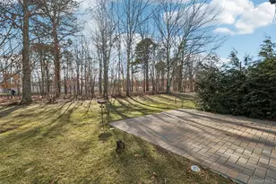 34 Greentree Ct, Shirley, NY 11967 - Photo 30