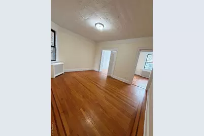 810 Jericho Turnpike #2, New Hyde Park, NY 11040 - Photo 2