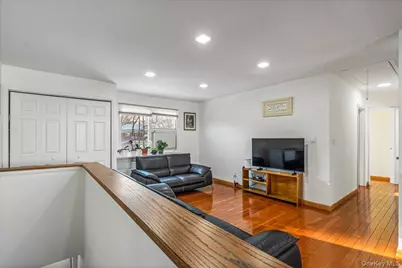 218-07 73rd Avenue #Upper, Bayside, NY 11364 - Photo 20
