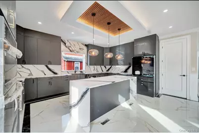 340 Doris Avenue, Franklin Square, NY 11010 - Photo 18