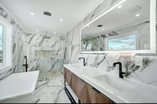 340 Doris Ave, Franklin Square, NY 11010 - Photo 38