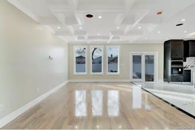 340 Doris Avenue, Franklin Square, NY 11010 - Photo 12