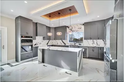 340 Doris Avenue, Franklin Square, NY 11010 - Photo 16