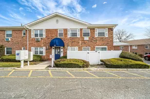 460 Old Town Rd, Port Jefferson Station, NY 11776 - Photo 2