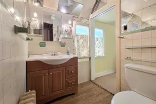 410 Greene Ave, Sayville, NY 11782 - Photo 10