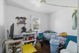 56 Park Ln, Medford, NY 11763 - Photo 8