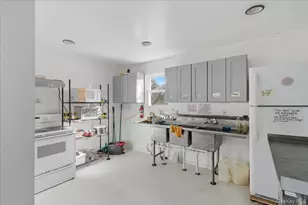 56 Park Ln, Medford, NY 11763 - Photo 12