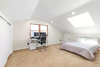 219 Carnation Drive, Farmingdale, NY 11735 - Photo 24