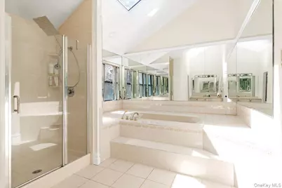 219 Carnation Drive, Farmingdale, NY 11735 - Photo 22