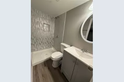 1068 Connetquot Avenue, Central Islip, NY 11722 - Photo 18