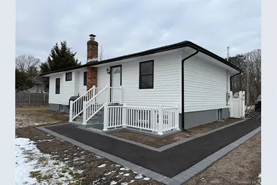 1068 Connetquot Avenue, Central Islip, NY 11722 - Photo 28