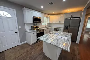 1068 Connetquot Ave, Central Islip, NY 11722 - Photo 8