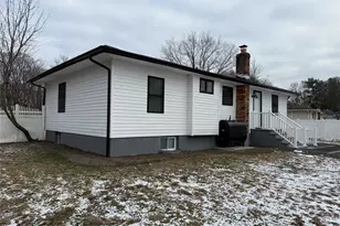 1068 Connetquot Ave, Central Islip, NY 11722 - Photo 26